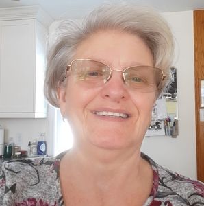 Meet your Posher, Claire
